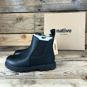 Native Kensington Treklite - Jiffy Black - Water Resistant - C11 - New in box