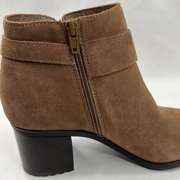 Naturalized | NWT Water Repellent Lydia Bootie