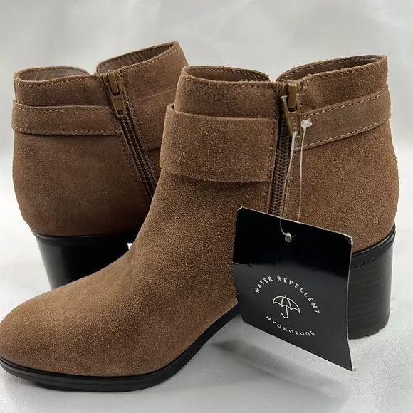 Naturalized | NWT Water Repellent Lydia Bootie