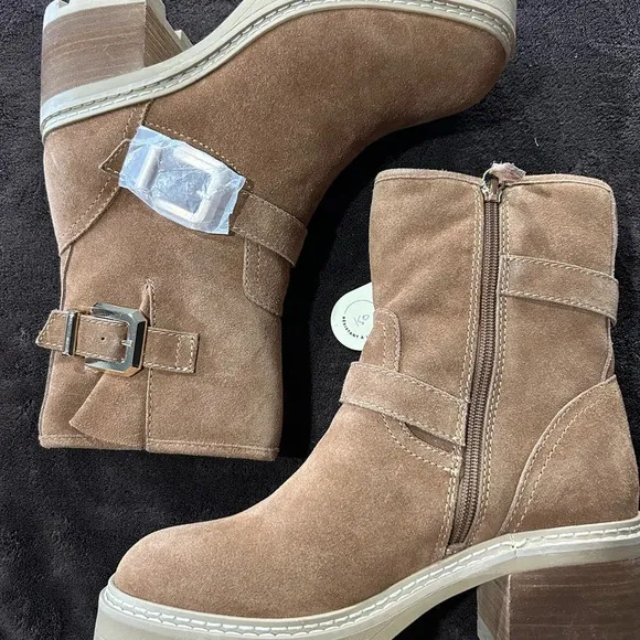 New ALDO palomina ankle boots size 8.5 water resistant no box