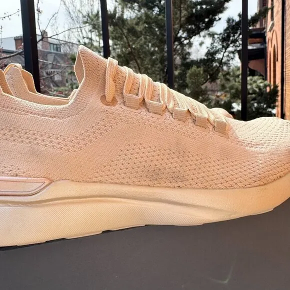 New APL TechLoom Breeze Sneaker Trainers Shoes Cream Women’s