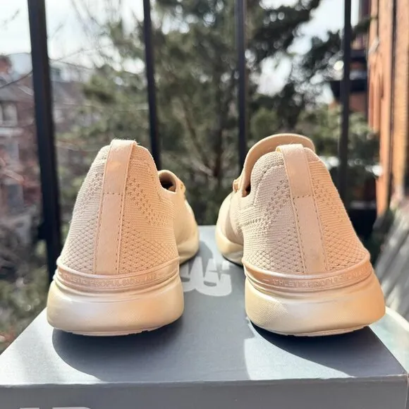 New APL TechLoom Breeze Sneaker Trainers Shoes Cream Women’s