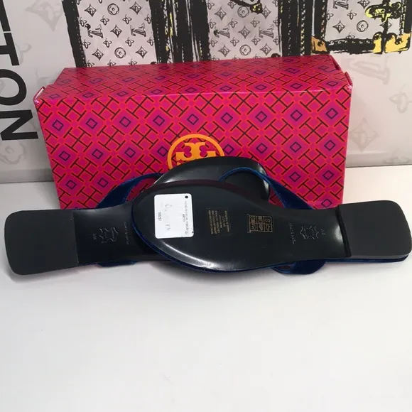 New Authentic Tory Burch Blue Velvet Sandals