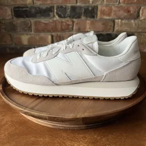 New Balance 237 Classic Gum Sneaker Shoes Cream Cloud White Womens 11.5 Mens 10