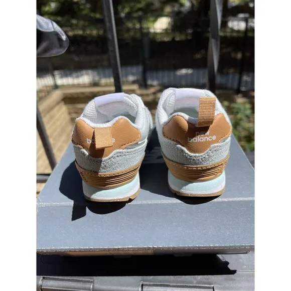 New Balance 574 Toddler “Morning Fog Gum” Size 5 ID574RK1