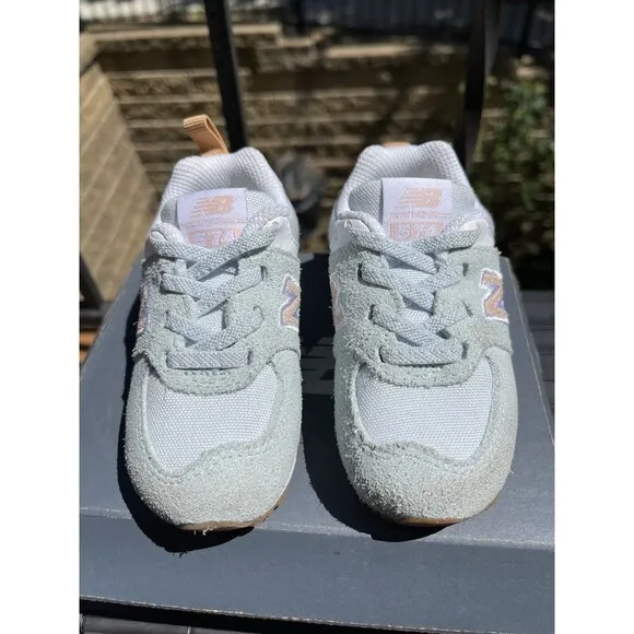 New Balance 574 Toddler “Morning Fog Gum” Size 5 ID574RK1