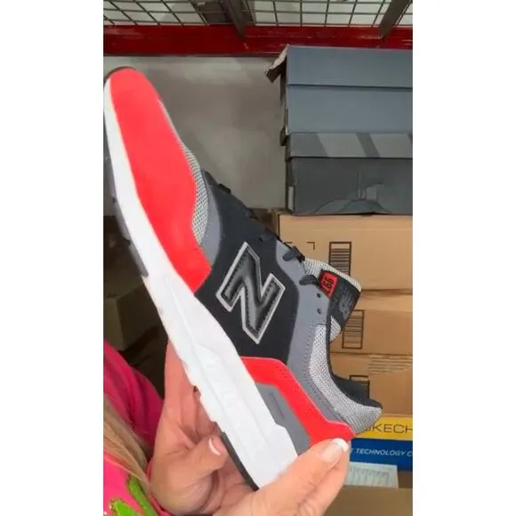 NEW BALANCE 997H Sneaker, Size US Mens 8.5 / Womens 10 New w/o Tag MSRP $200