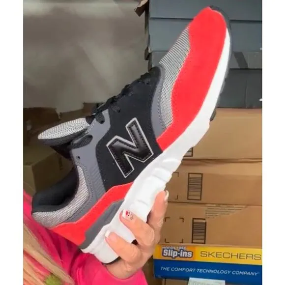 NEW BALANCE 997H Sneaker, Size US Mens 8.5 / Womens 10 New w/o Tag MSRP $200