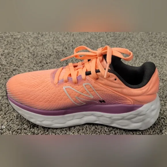 New Balance Fresh Foam x 840 Women's Size 5 B Peach/Purple Running Shoes