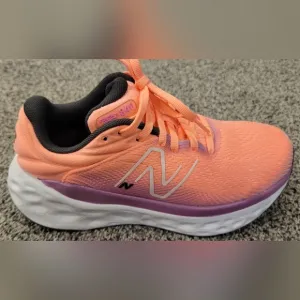 New Balance Fresh Foam x 840 Women's Size 5 B Peach/Purple Running Shoes