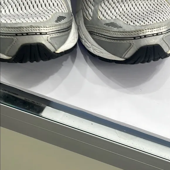New Balance Gray and Blue Athletic Shoes with Breathable Mesh