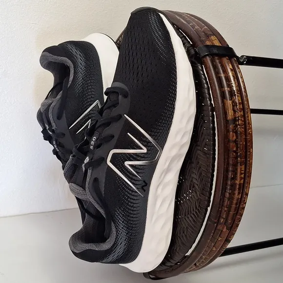 NEW BALANCE MEN'S 520 v8  LIGHTWEIGHT RUNNING SHOES Sz 14 D