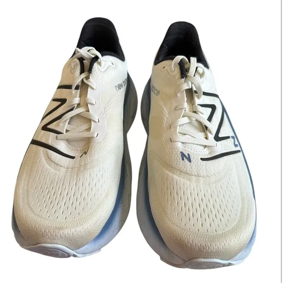 New Balance Men’s Fresh Foam More V4. Sea Salt/Black/Blue. Size 12.5M.