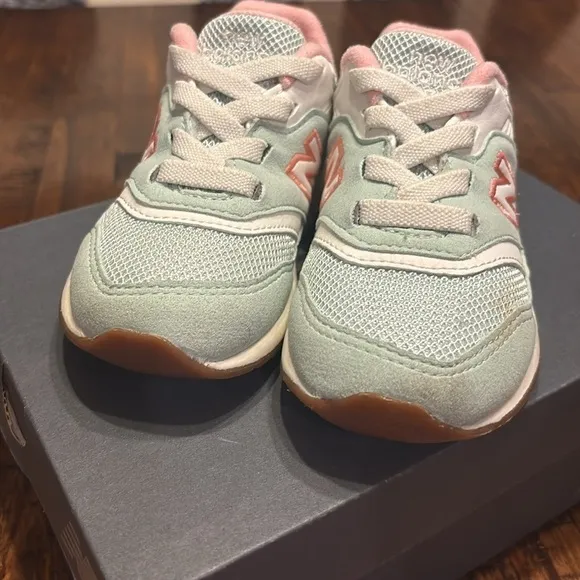 New Balance Sneakers - Toddler