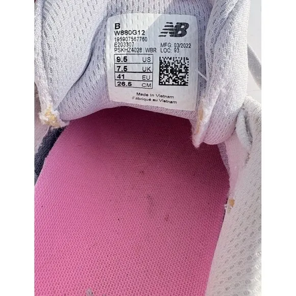 New Balance Womens Fresh Foam X 880 V12 Running Shoe w880G12 Size 9.5 Pink Blue