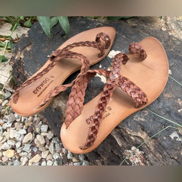 NEW Cydwoq Revival Selma Sandal