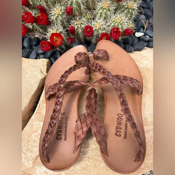 NEW Cydwoq Revival Selma Sandal