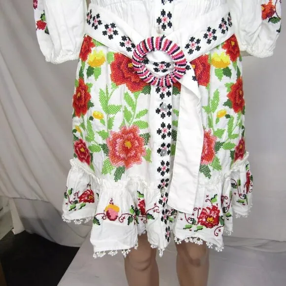 NEW FARM RIO Womens Conscious Embroidered Poplin Dress Size S Floral Off White