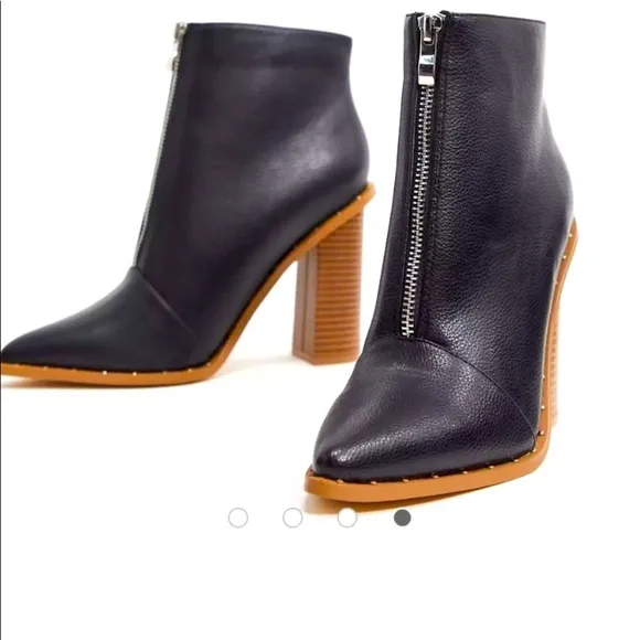 New High Block Heeled Ankle Boots Sz. 6