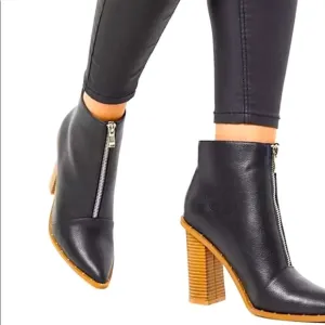 New High Block Heeled Ankle Boots Sz. 6