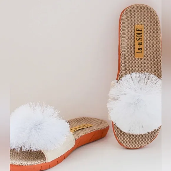 NEW! LA-a SOLE Red Fringe Playful Unique Pom Pom Sandals 8 9