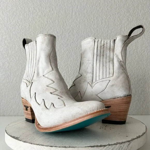 NEW Lane CHELSEA Womens Cowboy Boots 8 Western White Short Ankle Cowgirl Bootie