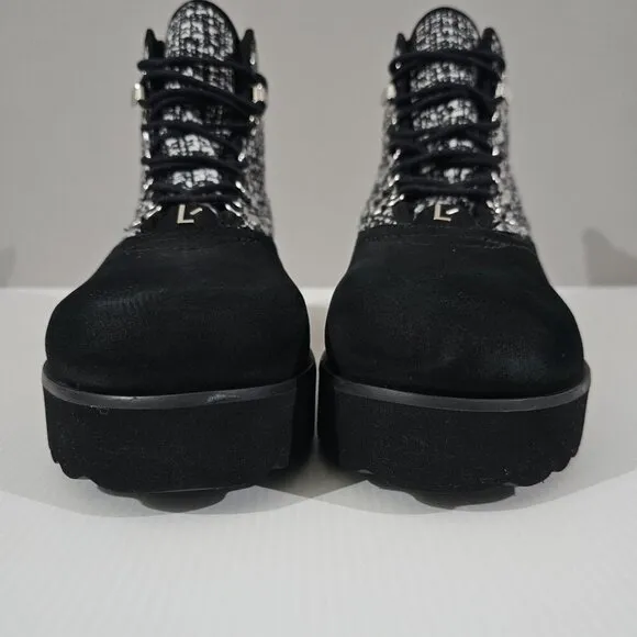 NEW Larroude Vail Ankle Bootie Black White Tweed Leather 9.5