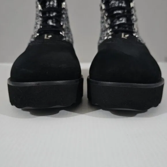 NEW Larroude Vail Ankle Bootie Water Resistant Black White Tweed Nubuck 7.5