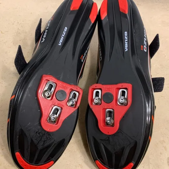 New Men’s Venzo cycling or spinning shoes 🚴‍♂️