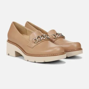 New Naturalizer DESI Taupe Cream Light Brown leather LOAFER gold chain penny 8