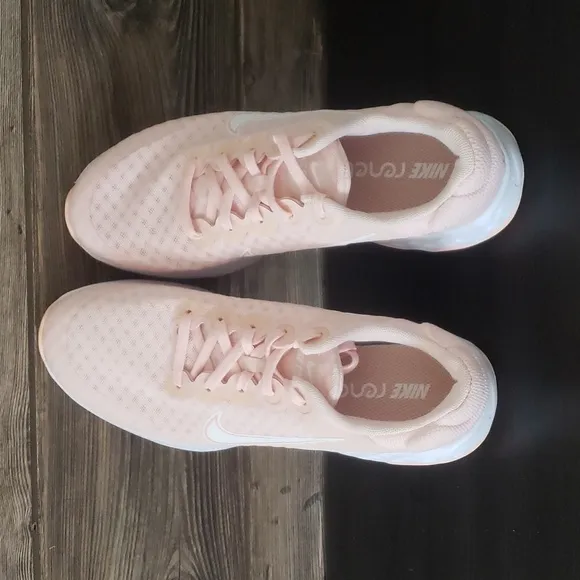 New Nike Renew Ride Peach Pink White Sneakers Lightweight Casual Walking Shoes