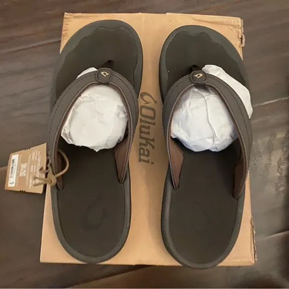 New Olukai Ohana Dark Brown Thong flip flop sandals women’s size 7