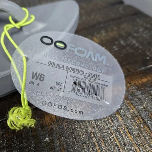 NEW Oofos Oolala Womens Size 6 Recovery Slip-On Flip Flops Sandals Slate Grey