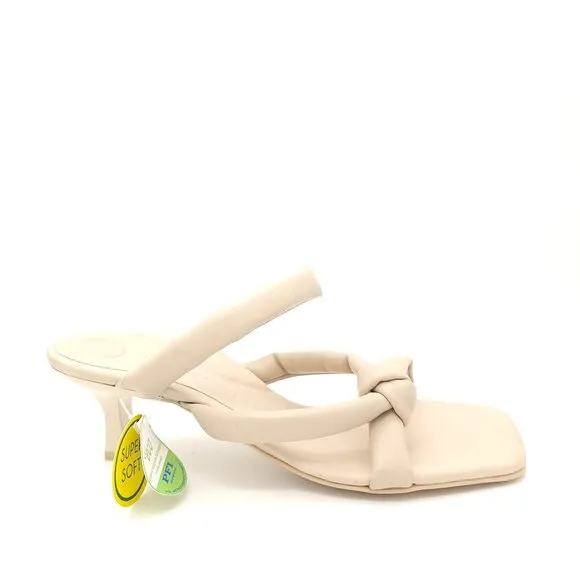 NEW Paul Green Leah Sandals Womens 9.5 Kitten Heel Chic Designer Neutral