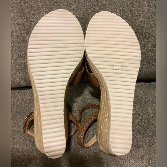 NEW Stuart Weitzman Mykonos Camel/Brown Leather Espadrille Wedge Sandals Size 10
