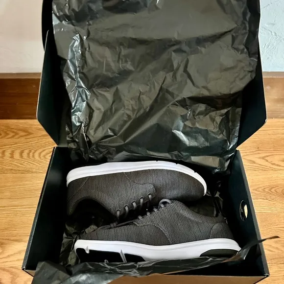 NEW Travis Mathew The Daily II Knit Shoe/SNeaker in 8.5 (Mens)
