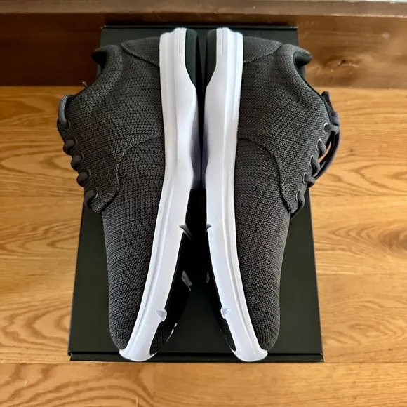 NEW Travis Mathew The Daily II Knit Shoe/SNeaker in 8.5 (Mens)