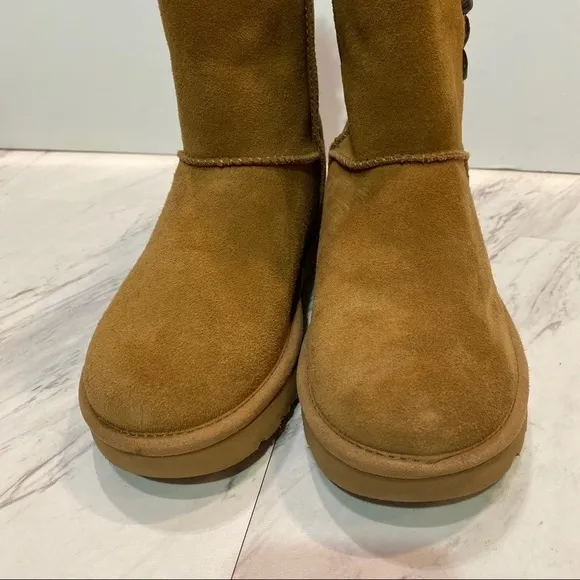 New! UGG Constantine Chestnut Short Boots 6