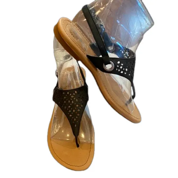 NEW Ugg Leather Laser Cut Thong Sandals