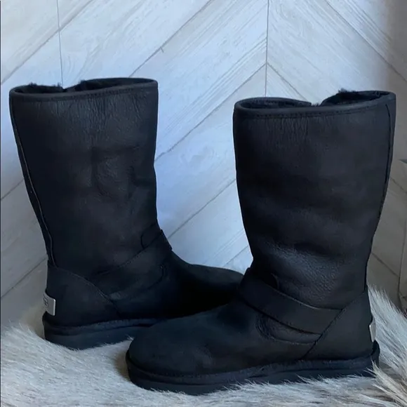 NEW UGG tall boots black leather size 5/36