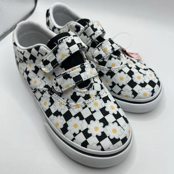 NEW VANS DOHENY Toddler Flower Daisy Checkerboard Shoes,  Size 9 Black Girls