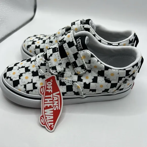 NEW VANS DOHENY Toddler Flower Daisy Checkerboard Shoes,  Size 9 Black Girls