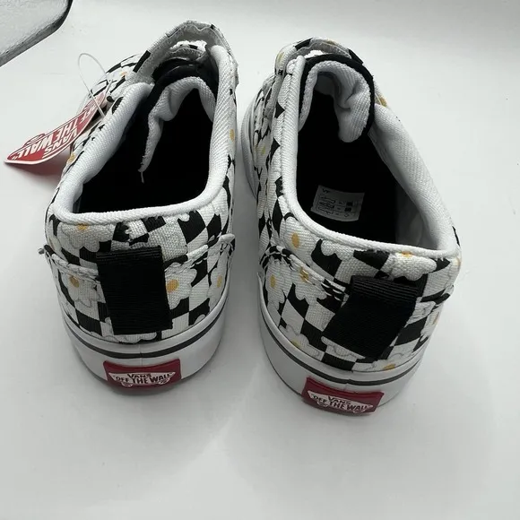 NEW VANS DOHENY Toddler Flower Daisy Checkerboard Shoes,  Size 9 Black Girls