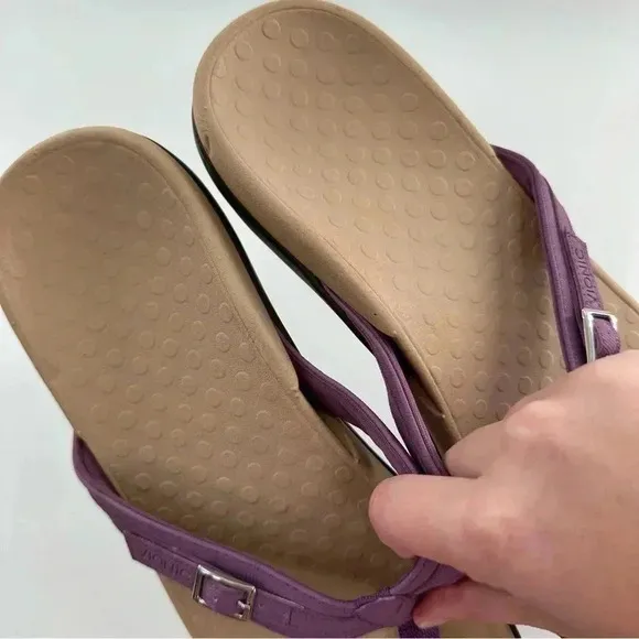 New Vionic Patty womens sandals size 10 42 purple canvas thong flip flops