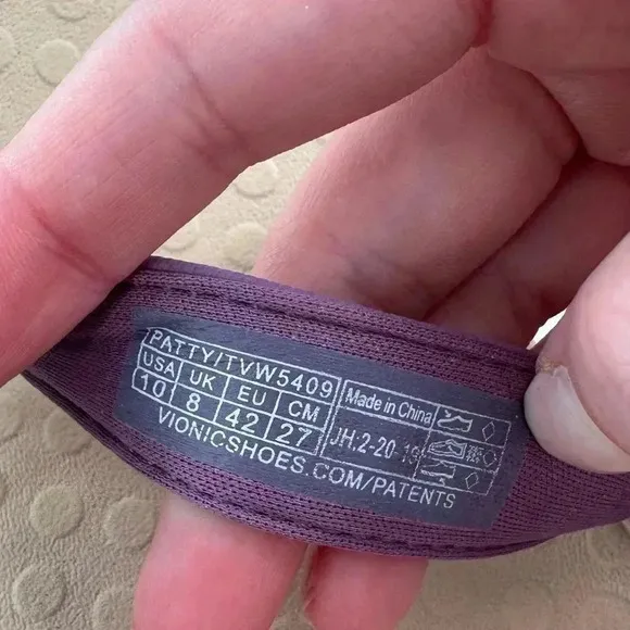 New Vionic Patty womens sandals size 10 42 purple canvas thong flip flops