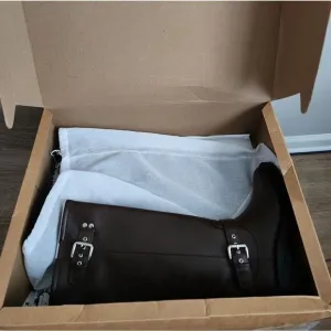 NEW ZARA TALL BAKER BOOTS BROWN COLOR SIZE 36 EU