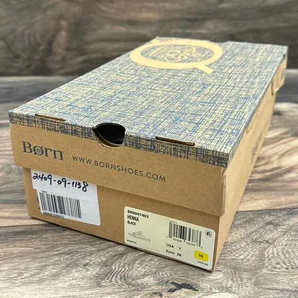 NIB Born Henna 7M Comfort Black Leather Slide Sandals