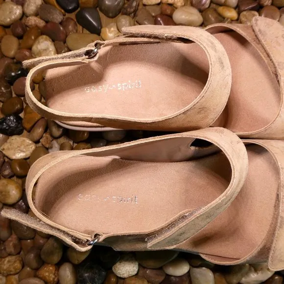 NIB!! Easy Spirit Hartwell Sandals Size 7M Brown Leather Floral Print