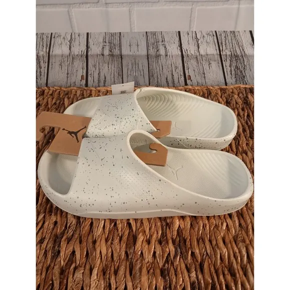 NIB Nike Air Men's Jordan Post Slide Sandals Light Silver SZ: 13 DX5575 003