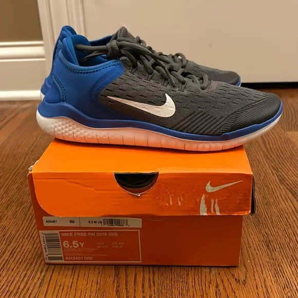NIB Nike Free RN2018 GS Big Boys Kids Size 6.5 M  Youth Blue Gray Gunsmoke
